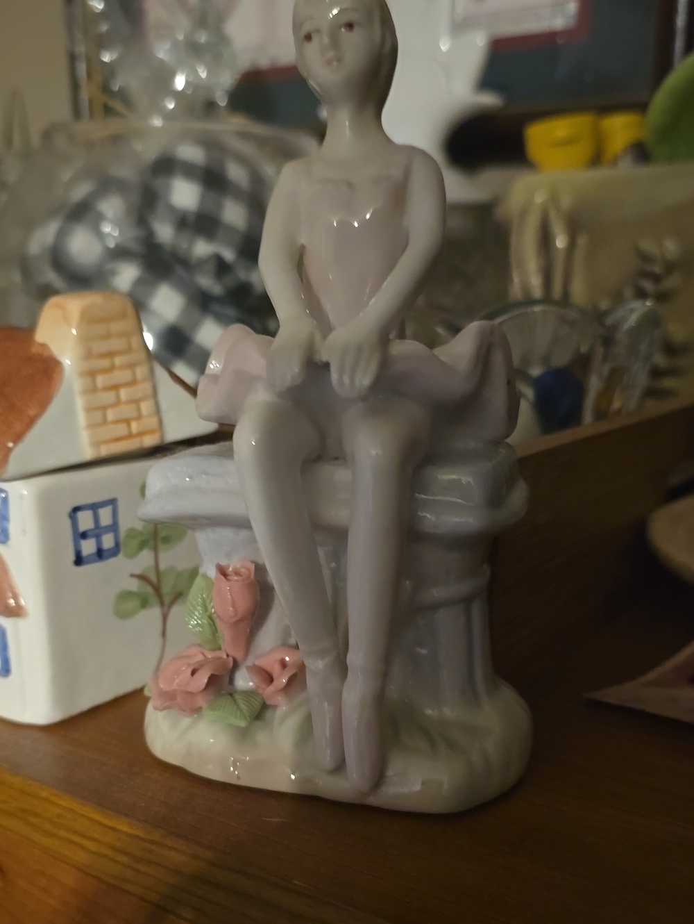 Source Unknown Porcelain Ballerina Figurine in Pale Pink and White